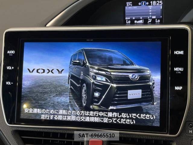 Toyota VOXY 2019-07 370285-3