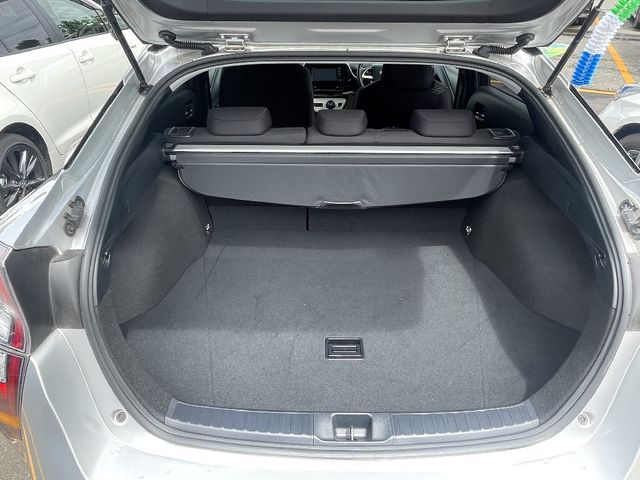 Toyota PRIUS 2017-12 4323-7