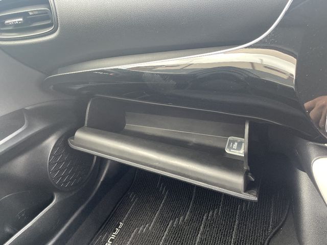 Toyota PRIUS 2017-12 4323-20