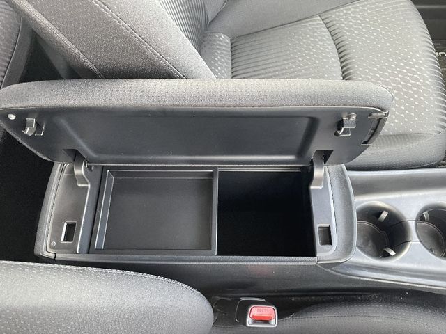 Toyota PRIUS 2017-12 4323-21