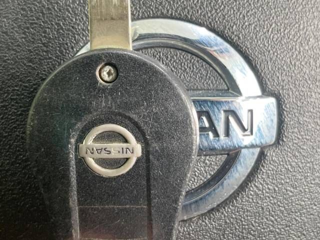 Nissan JUKE 2012-07 27705-7