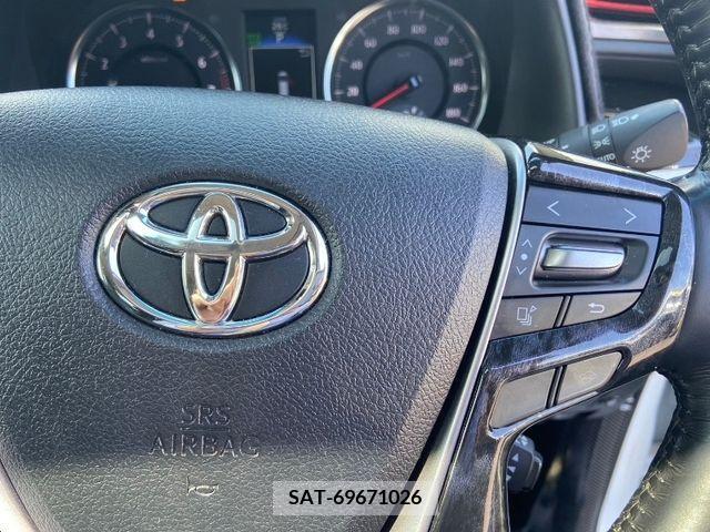 Toyota ALPHARD 2017-10 355568-21