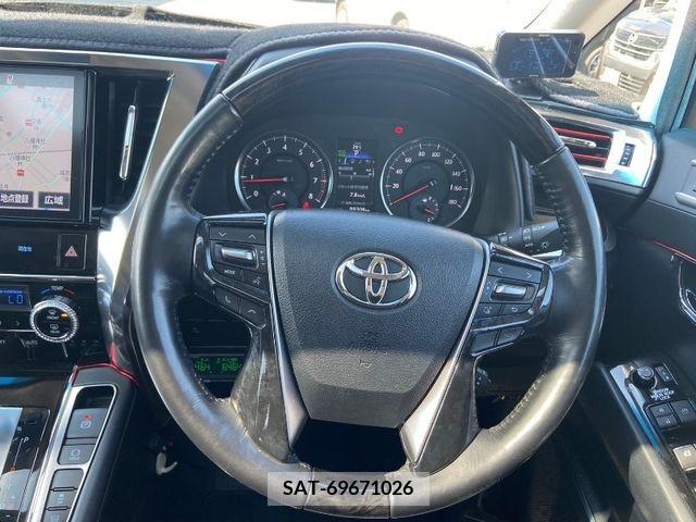 Toyota ALPHARD 2017-10 355568-9