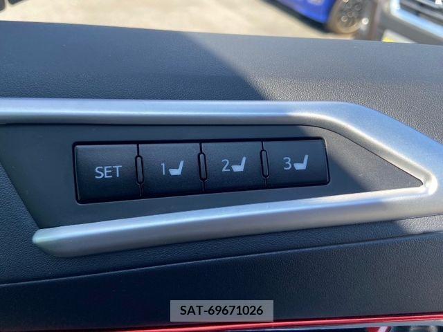 Toyota ALPHARD 2017-10 355568-26