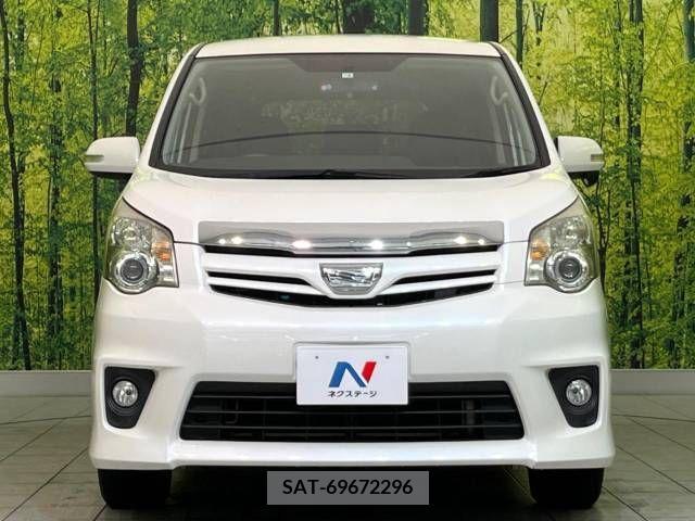 Toyota NOAH 2012-04 250881-14