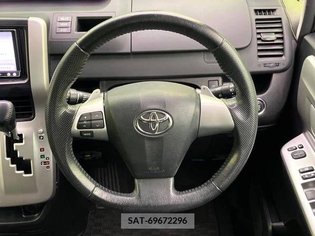 Toyota NOAH 2012-04 250881-11