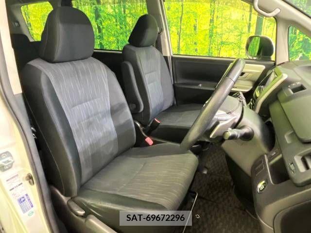Toyota NOAH 2012-04 250881-7