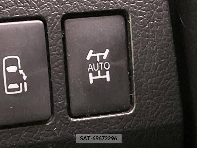 Toyota NOAH 2012-04 250881-6