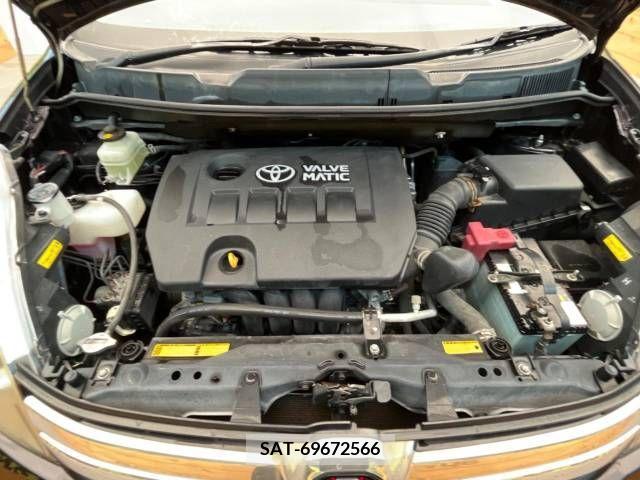 Toyota ISIS 2013-05 273140-18