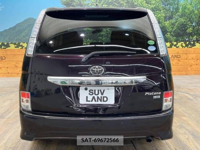 Toyota ISIS 2013-05 273140-16