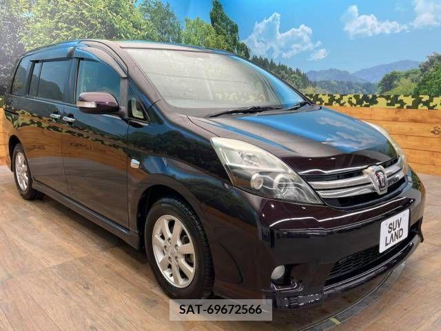 Toyota ISIS 2013-05 273140-17