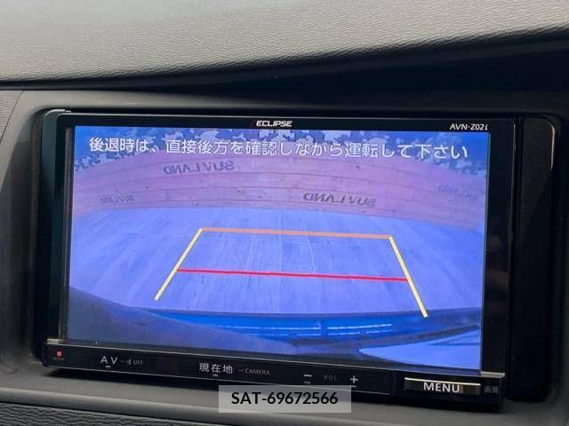 Toyota ISIS 2013-05 273140-3