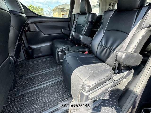 Toyota VELLFIRE 2015-08 349137-18
