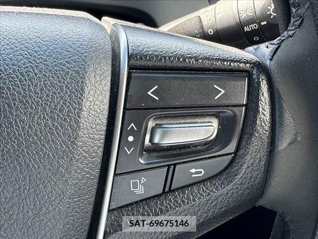Toyota VELLFIRE 2015-08 349137-6