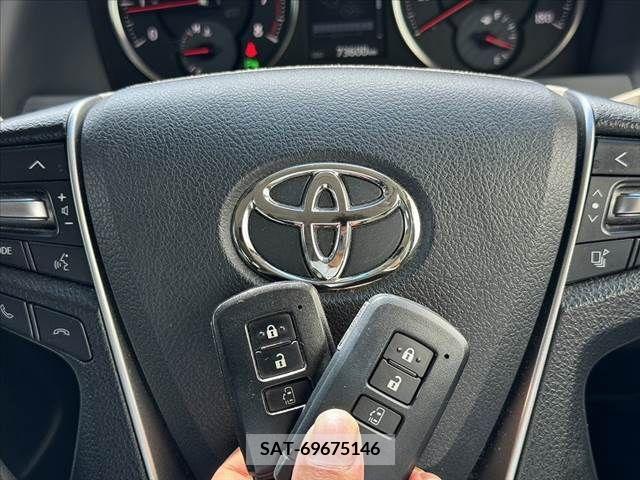 Toyota VELLFIRE 2015-08 349137-24