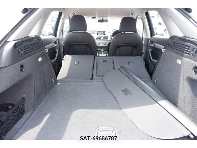 Audi Q3 2017-09 351698-21