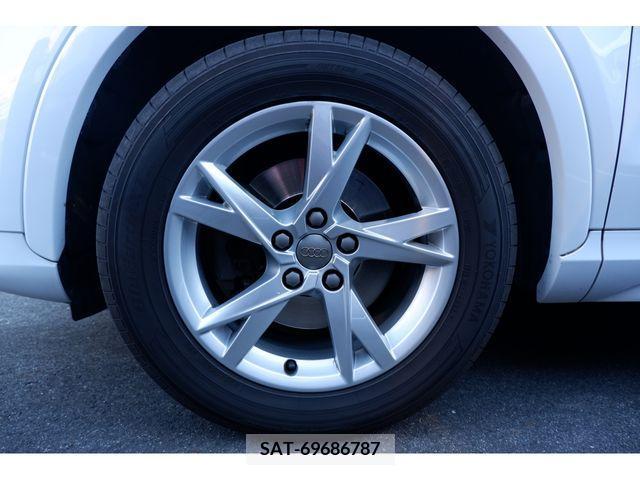 Audi Q3 2017-09 351698-25