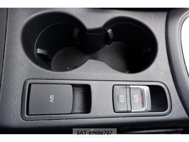 Audi Q3 2017-09 351698-18