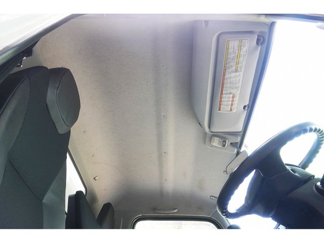 Mitsubishi CANTER 2016-10 195893-28