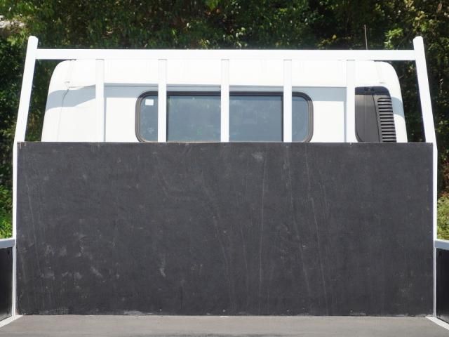 Mitsubishi CANTER 2016-10 195893-15