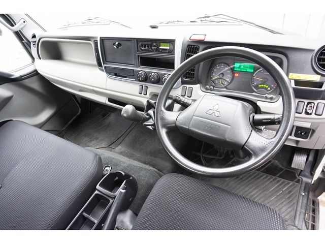 Mitsubishi CANTER 2016-10 195893-2