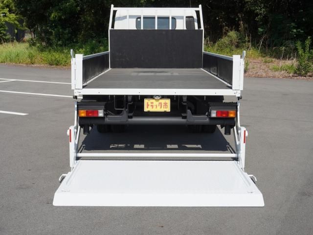 Mitsubishi CANTER 2016-10 195893-4