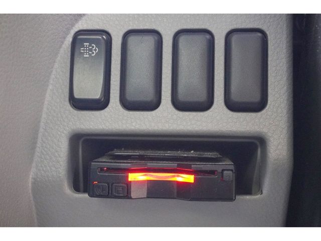 Mitsubishi CANTER 2016-10 195893-27