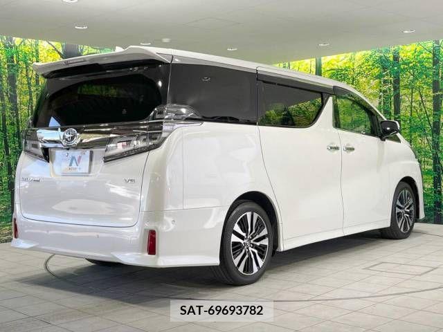 Toyota VELLFIRE 2018-07 375288-18