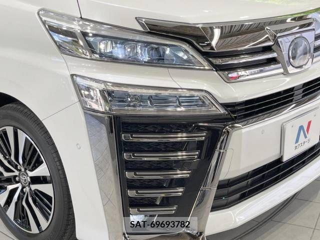 Toyota VELLFIRE 2018-07 375288-13