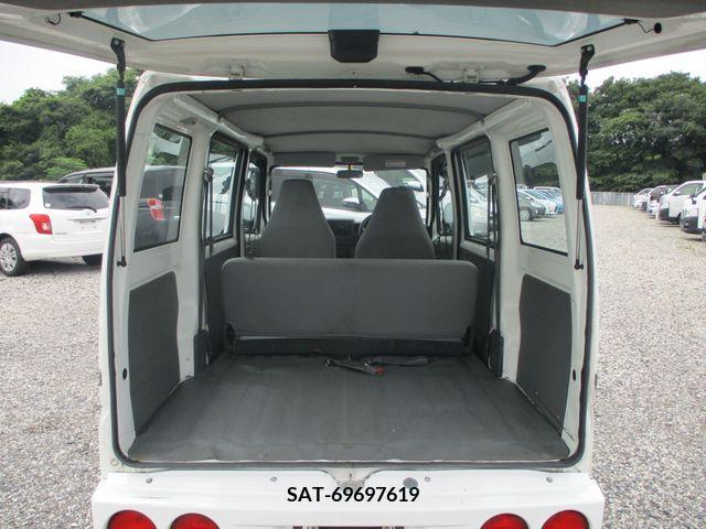 Mitsubishi MINICAB VAN 2010-04 379700-7