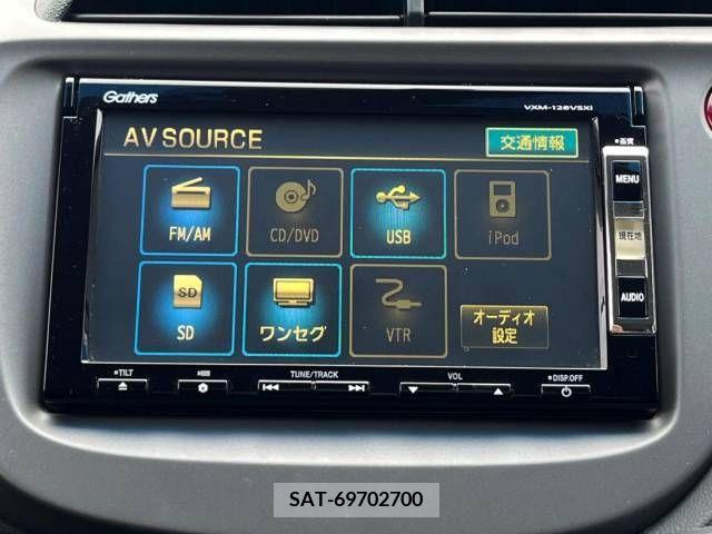 Honda FIT 2013-06 255566-3