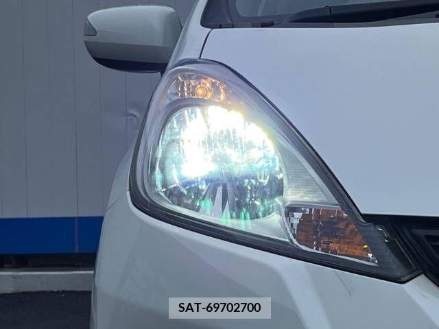 Honda FIT 2013-06 255566-12