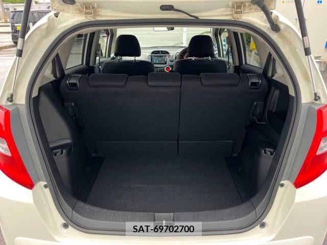 Honda FIT 2013-06 255566-10
