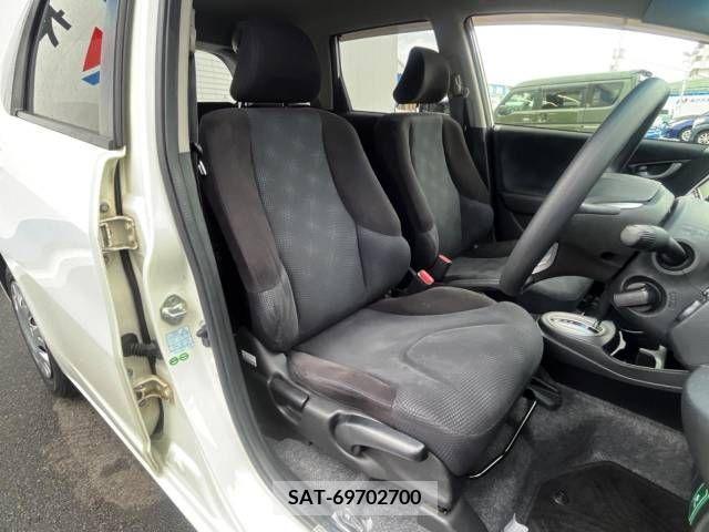 Honda FIT 2013-06 255566-8