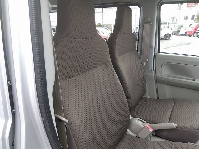 Nissan CLIPPER 2022-04 182340-17