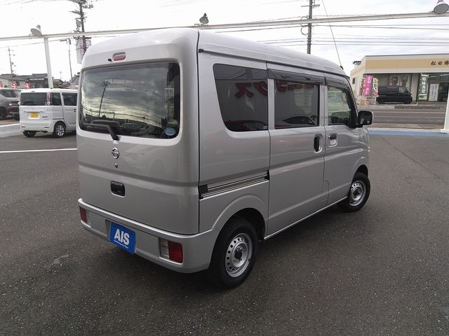 Nissan CLIPPER 2022-04 182340-1