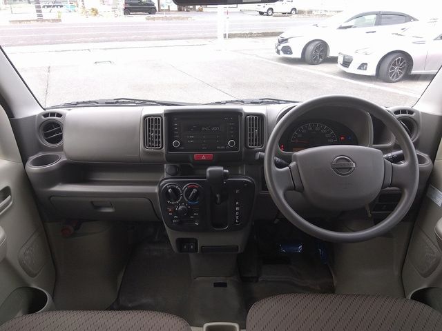 Nissan CLIPPER 2022-04 182340-2