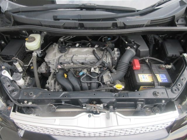Toyota VOXY 2012-09 21666-24