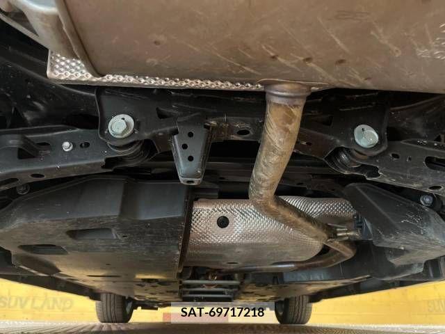 Toyota C-HR 2017-05 246634-19