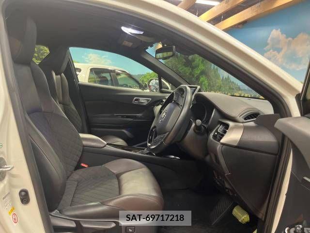 Toyota C-HR 2017-05 246634-8