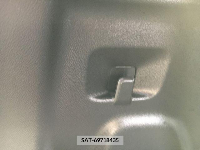 Mazda FLAIR 2017-06 204605-17