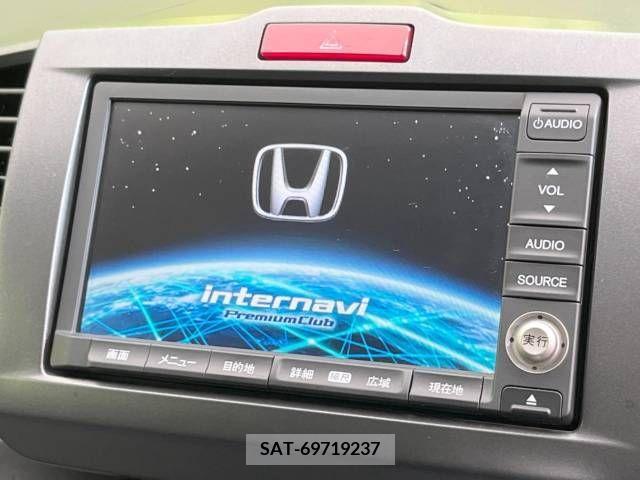 Honda FREED 2009-07 327528-2