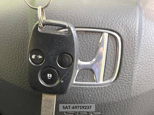 Honda FREED 2009-07 327528-7