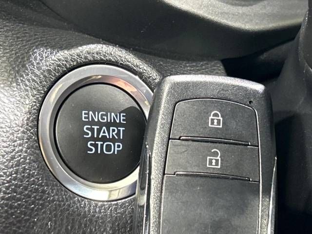 Toyota YARIS CROSS 2023-07 189357-7