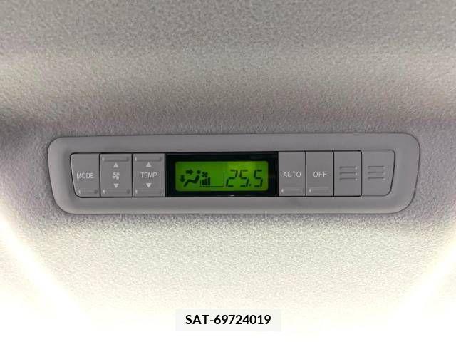 Toyota ESTIMA 2011-07 359855-6