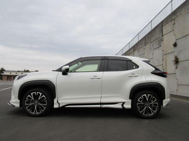 Toyota YARIS CROSS 2021-02 856-12