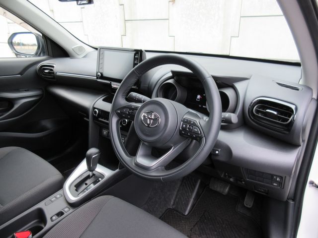 Toyota YARIS CROSS 2021-02 856-1