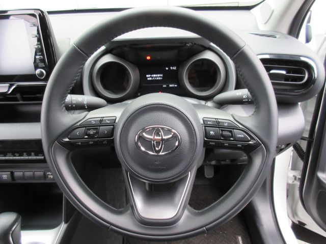 Toyota YARIS CROSS 2021-02 856-29