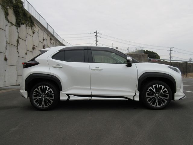 Toyota YARIS CROSS 2021-02 856-11