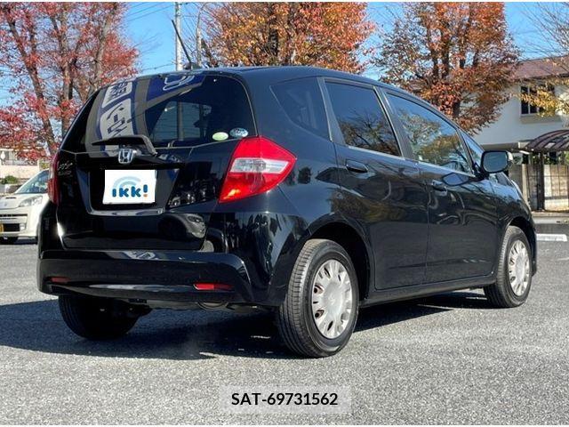 Honda FIT 2012-03 372096-1